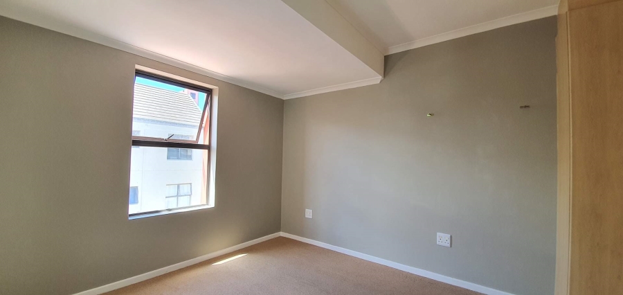 To Let 3 Bedroom Property for Rent in Royal Ascot Western Cape